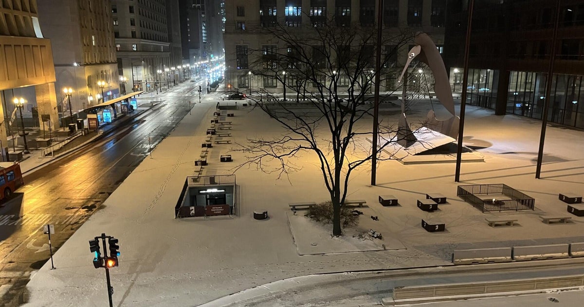 Cold Weather Advisory in effect in Chicago, city issues warnings