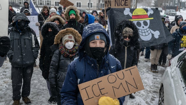 US Readies FBI, Troops For Possible Minnesota Surge To Back ICE 