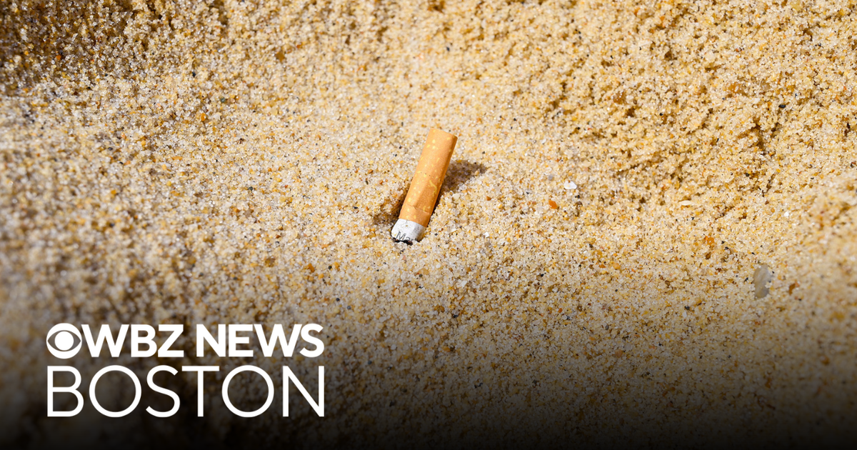 Bill would ban smoking on the sand at Hampton Beach