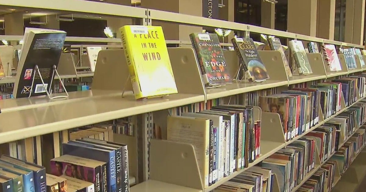 Dallas city leaders to discuss proposed library closures - CBS Texas