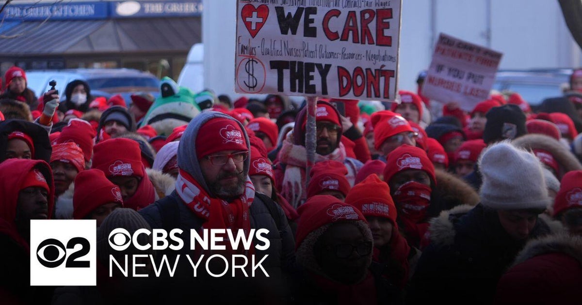 Striking NYC nurses set to resume negotiations Thursday