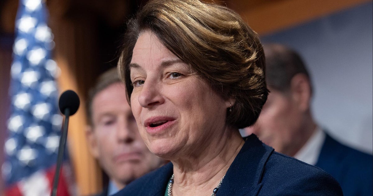 Sen. Amy Klobuchar files to run for Minnesota governor