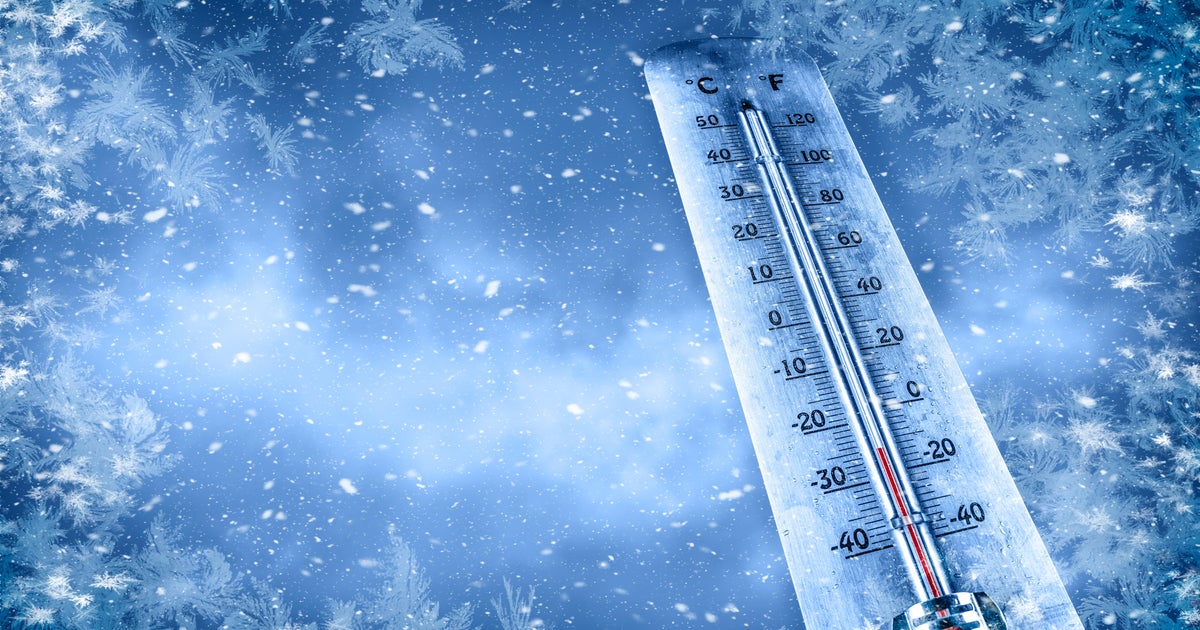 Do Southeast Michigan schools close because of extremely cold weather?