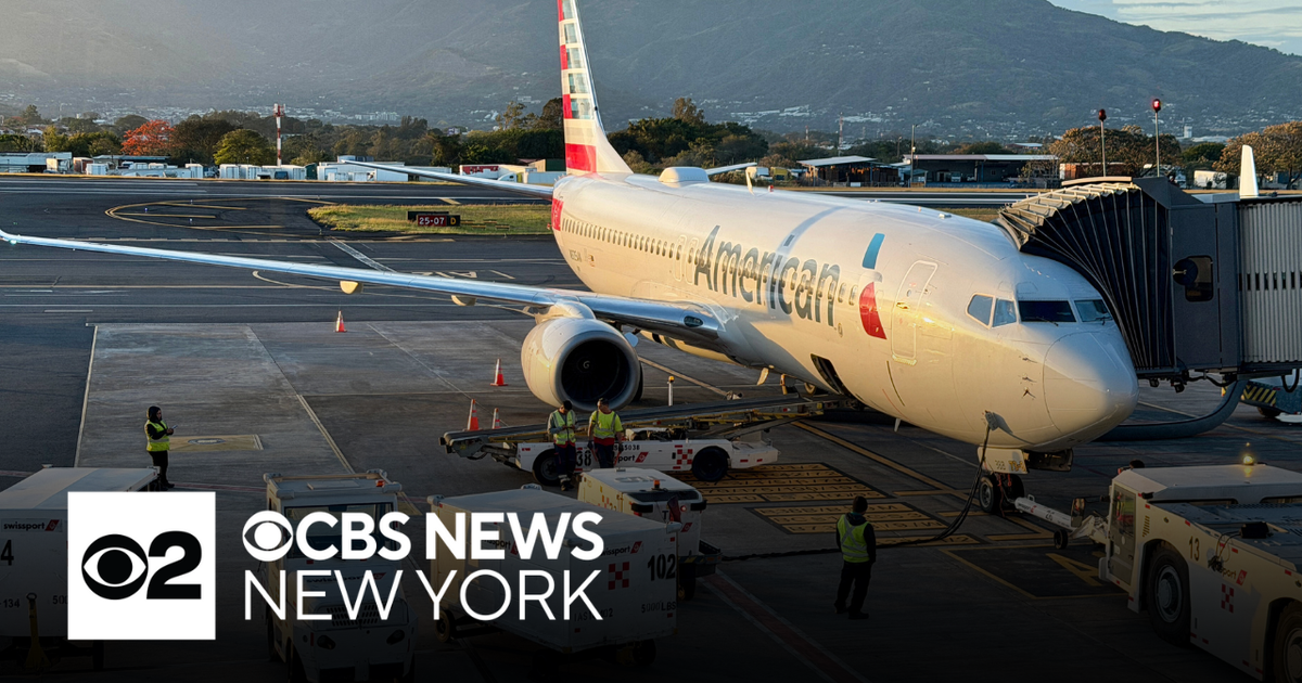 Several airlines waiving rebooking fees due to winter storm