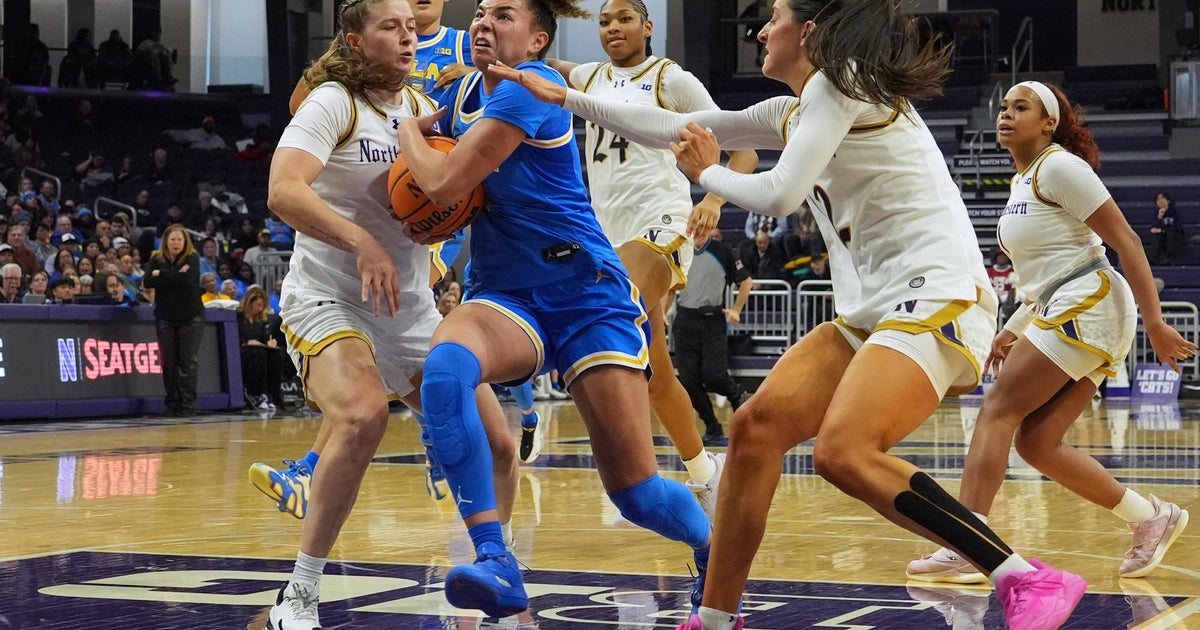 No. 3 UCLA dominates Northwestern 80-46 for 13th straight win