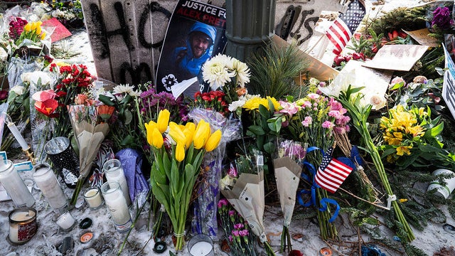 US-IMMIGRATION-ICE-SHOOTING 