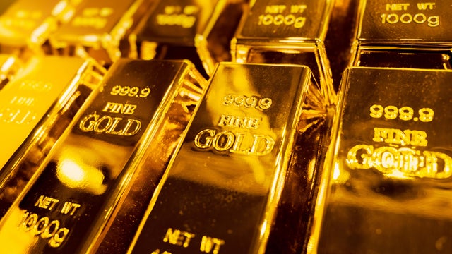 Gold price rising conceptual photography. 