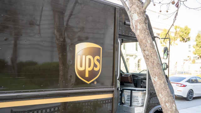 UPS 