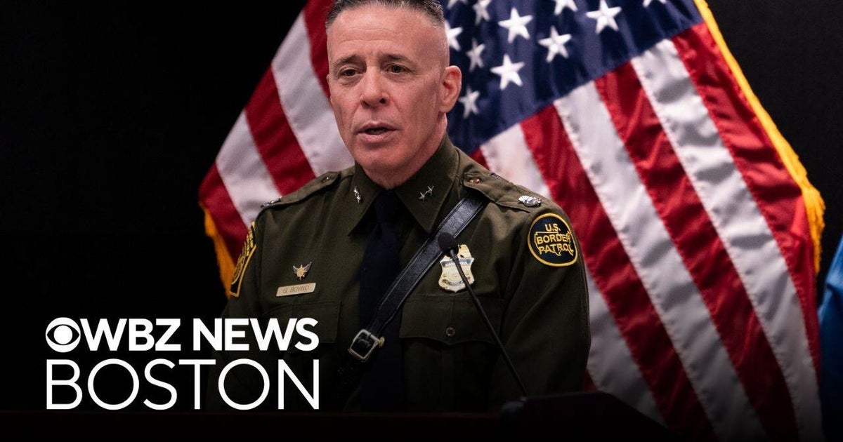 Trump administration appears to be shifting ICE strategy after Minneapolis shooting