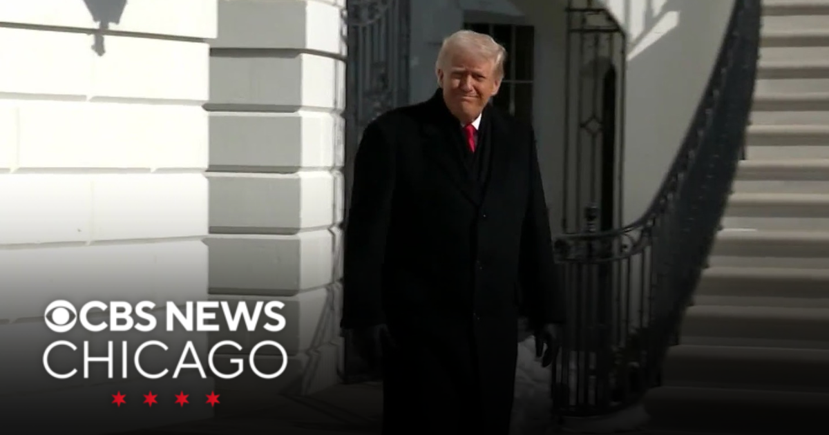 Trump shifts focus to economy during visit to Iowa