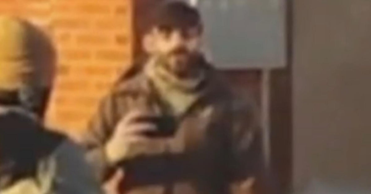 Government report doesn't mention Alex Pretti reached for gun before his death