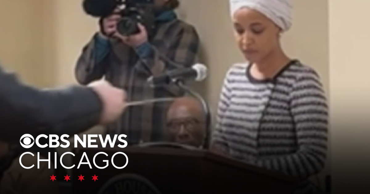 Man sprays unknown substance on Rep. Ilhan Omar as tensions escalate in Minnesota