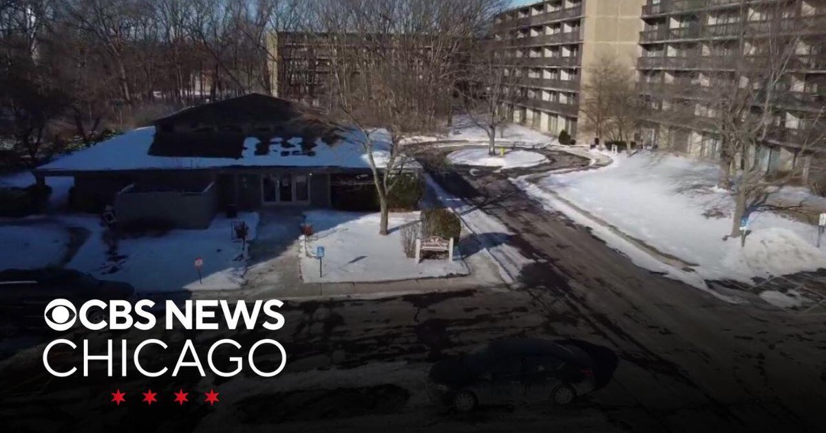 Apartment building in Park Forest condemned due to lack of heat - CBS ...