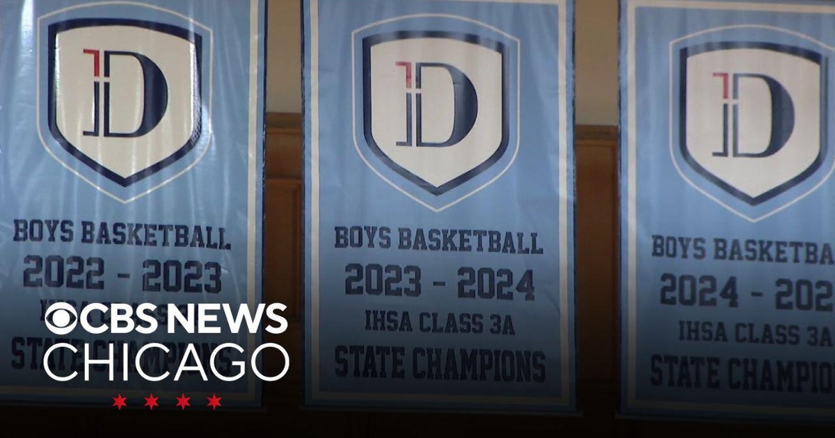 DePaul College Prep boys' basketball team sets sights on 4th consecutive state title