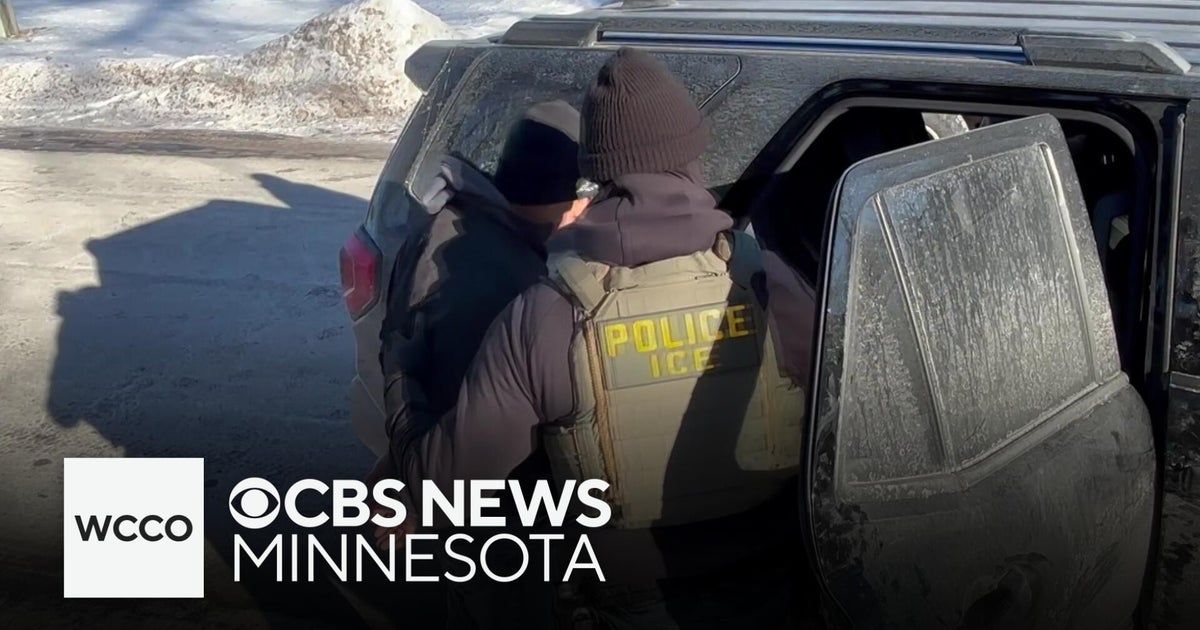 Fear remains in Twin Cities despite vows of ICE drawdown - CBS Minnesota