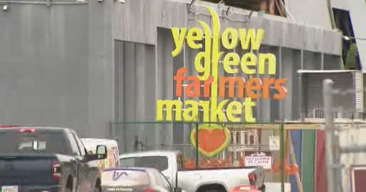 Hollywood mother stops man attempting to kidnap her son at farmer’s market, police say