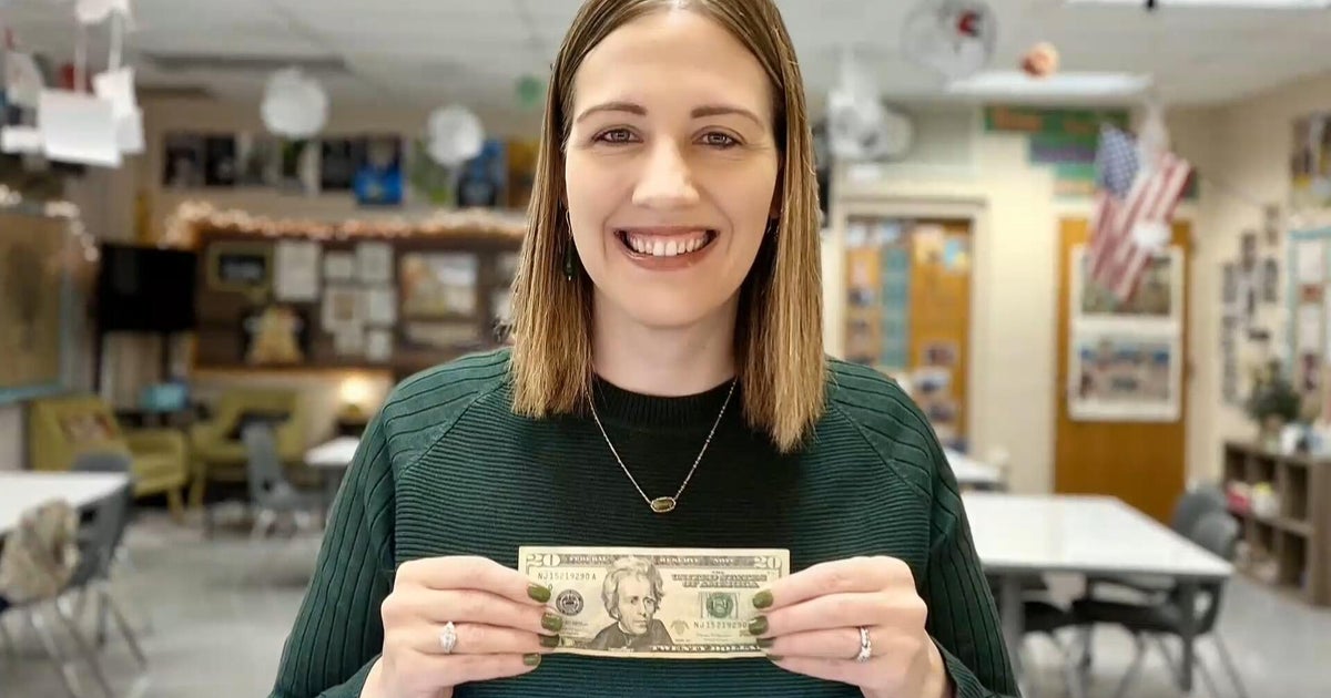 Учителят вдъхновява доброта сред учениците след лична трагедия: „Те ще спасят света“