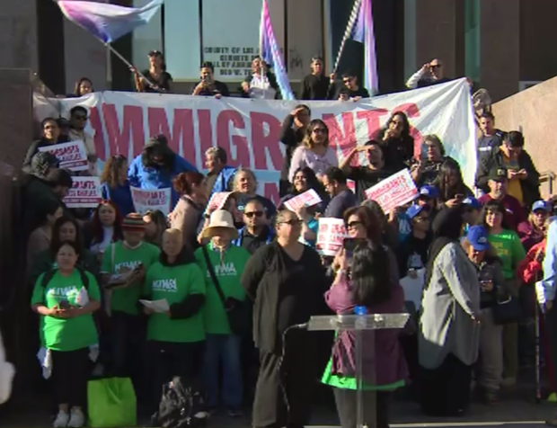 la-immigrant-advocate-rally.png