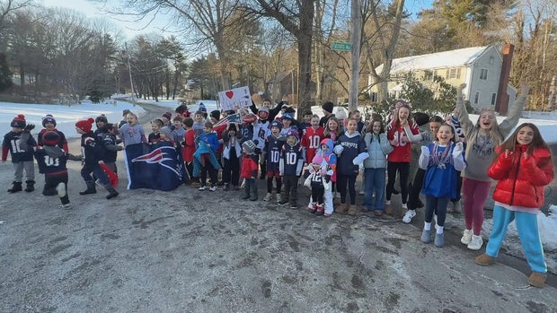 Hingham Pats fans 