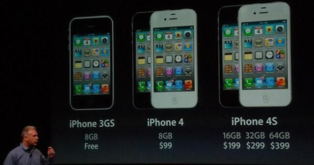 Apple press conference shows off iPhone 4S