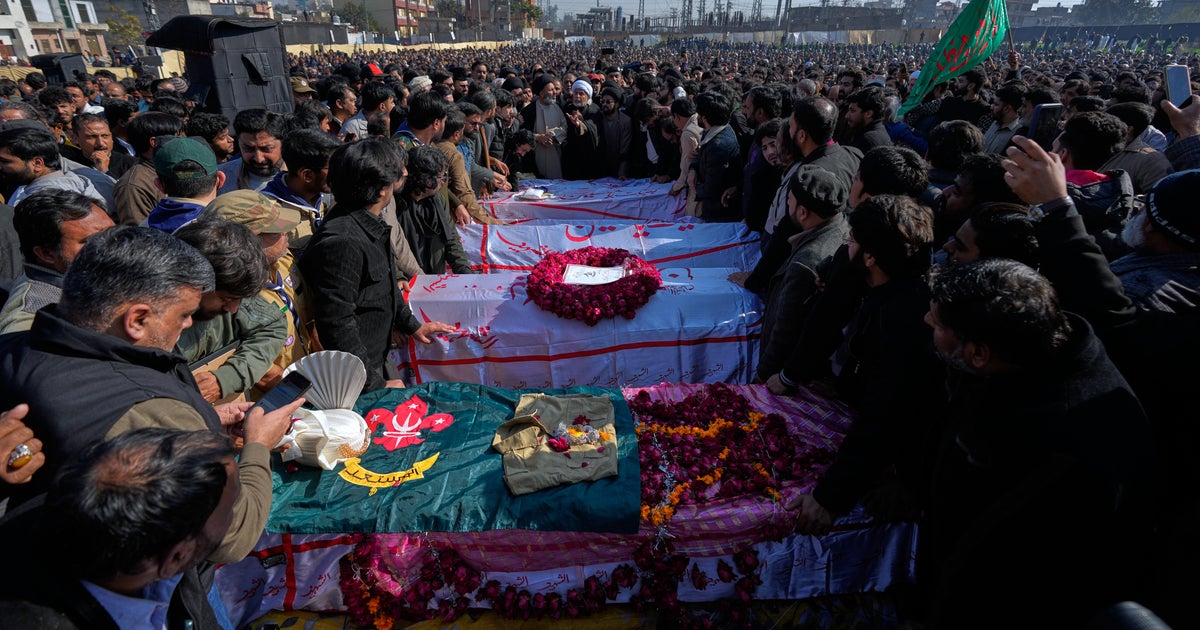 Пакистанските сили за сигурност нападнаха множество места и арестуваха четирима