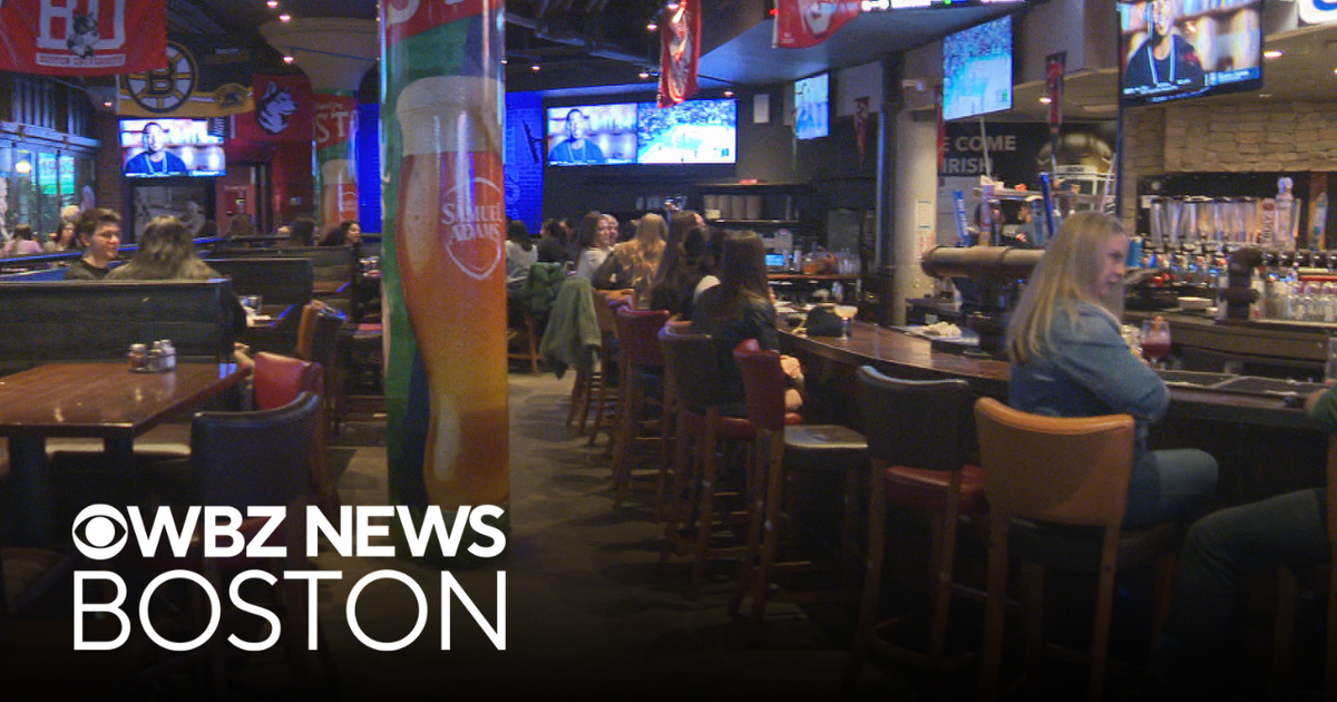 Boston bars get ready for another Patriots Super Bowl