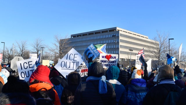 US-IMMIGRATION-ICE-SHOOTING 