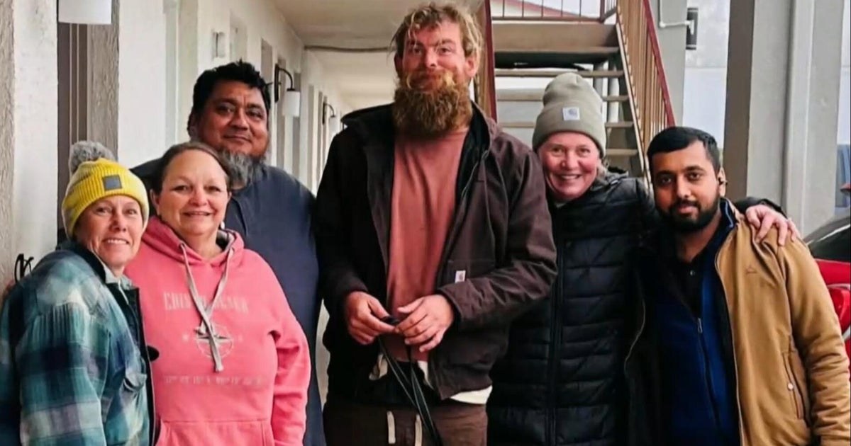 Community comes together to help unhoused man