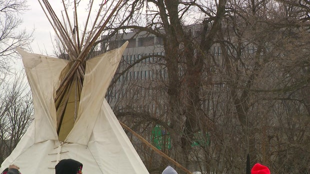 5p-pkg-tipi-camp-wcco9snx-00-00-0605.jpg 
