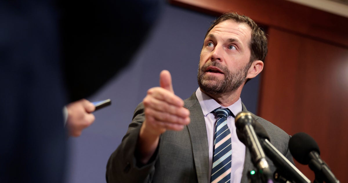 Адвокат на законодател във видео към войските изисква прокурорите да запазят записи за евентуален иск след неуспешни обвинения