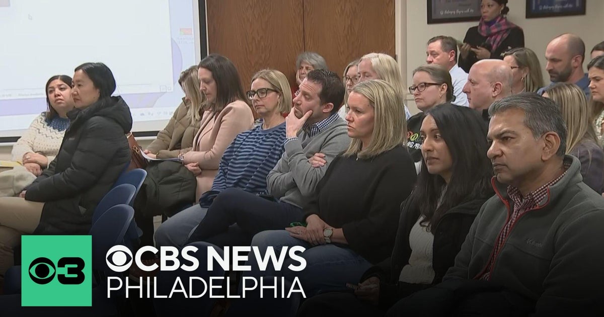 Radnor parents demand answers, policy change after juvenile charged in AI-generated image case