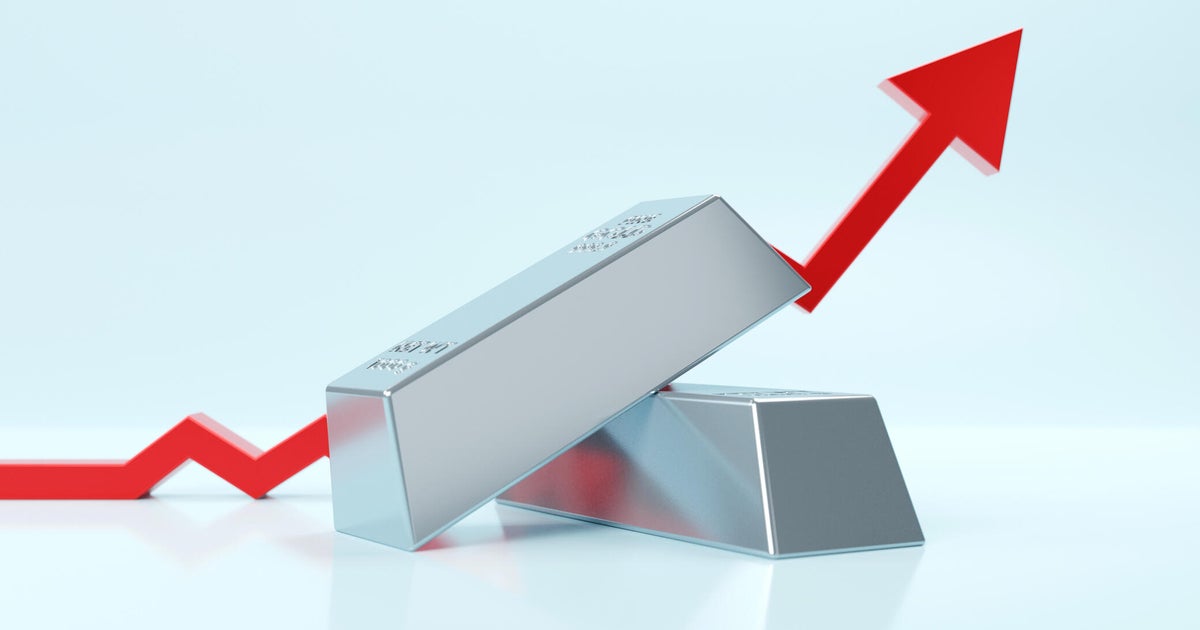 Среброто все още ли е добра покупка при днешните цени? Ето какво трябва да знаете.