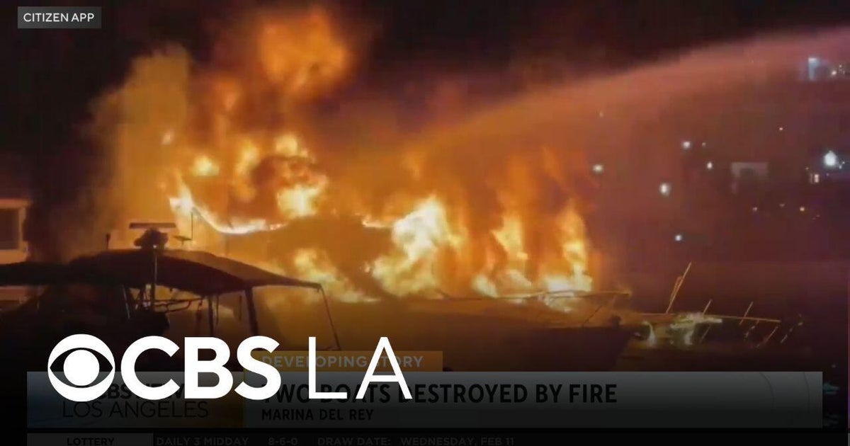 2 boats damaged in Marina Del Rey fire - CBS Los Angeles