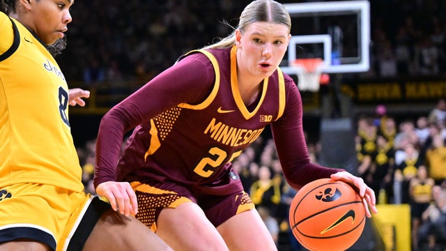 COLLEGE BASKETBALL: FEB 05 Women's Minnesota at Iowa 