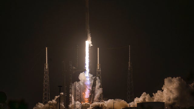 TOPSHOT-US-SPACE-ISS 