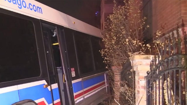 damen-avenue-bus-crash.jpg 