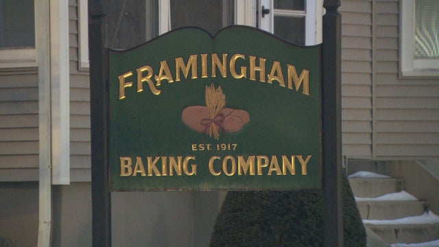 Going out of business - Closed sign 