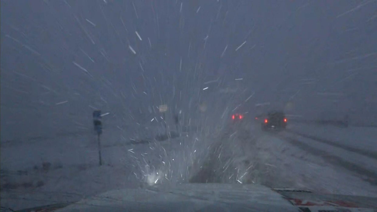Hurricane-force winds whip Colorado's Front Range; more mountain snow ...