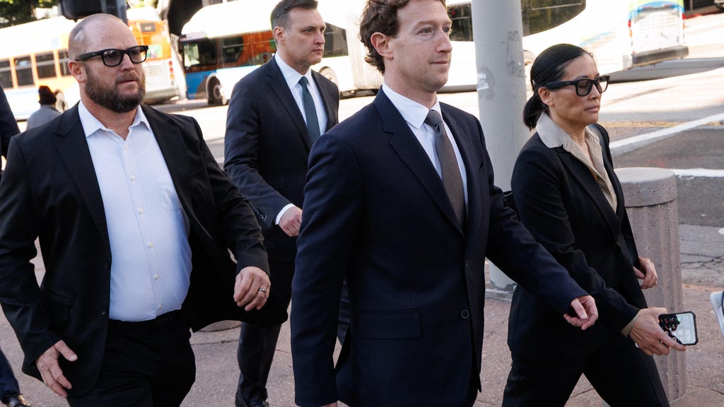 TechBeetle | Judge scolds Mark Zuckerberg's team for wearing Meta glasses to social media trial