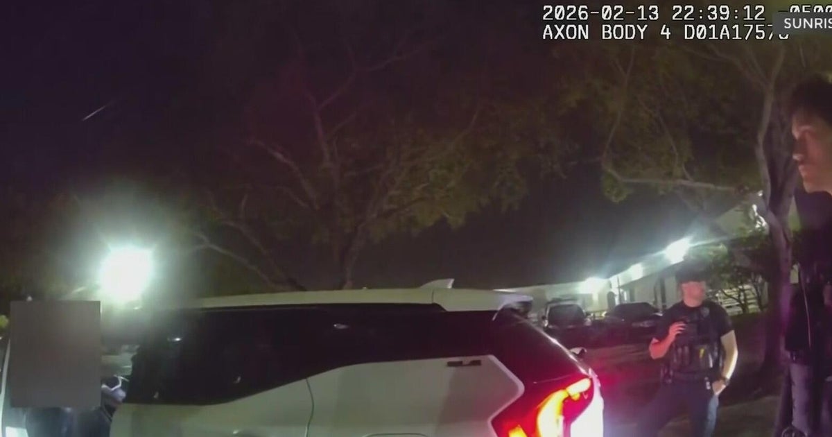 Bodycam video released of mom accused of abandoning her young children in an Uber with the driver in Sunrise