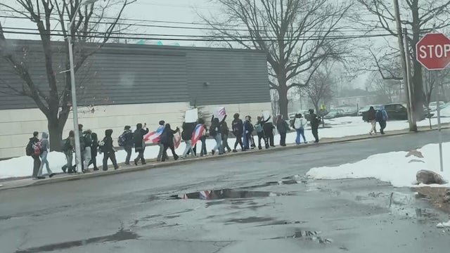 At least 5 students, adult arrested during anti-ICE protest in Quakertown, Pennsylvania, police say 