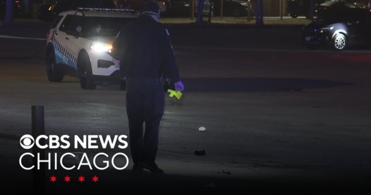 Woman killed, another hurt in drive-by shooting on Far South Side - CBS ...