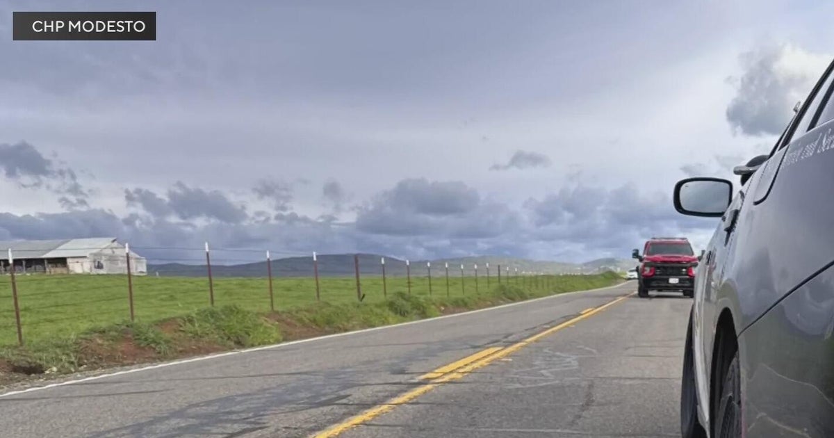 Crash on Highway 4 in Stanislaus County leaves 1 dead - CBS Sacramento
