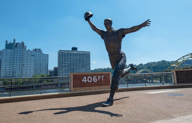 Cleveland Indians v Pittsburgh Pirates 