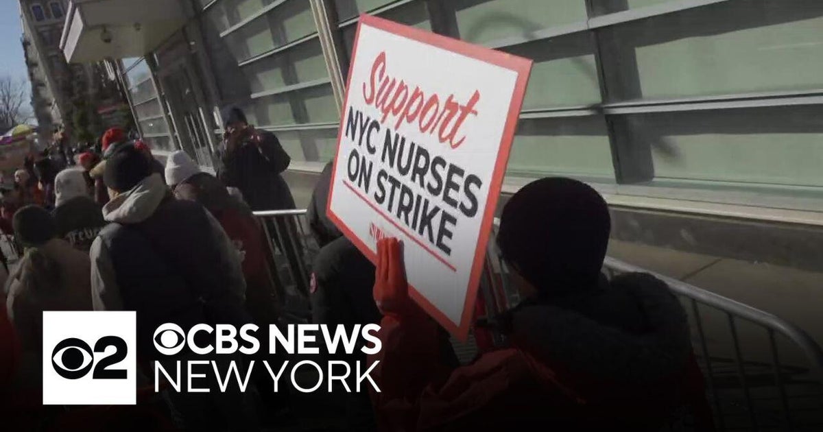 NewYork-Presbyterian nurses overwhelmingly ratify new contract
