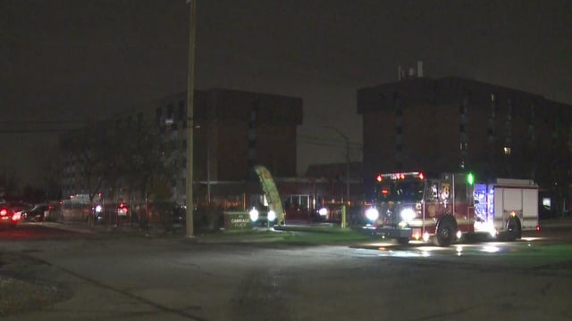 Residents at Pontiac apartment complex evacuate after water main break 