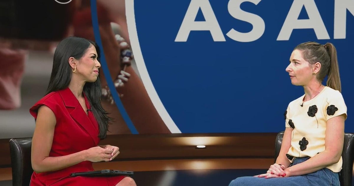 It’s not easy making friends as an adult. This Miami mom wants to help