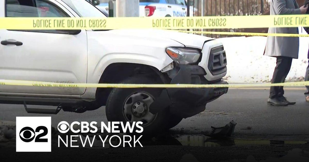Long Island crossing guard fighting for his life in ICU after being ...
