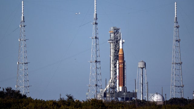 Artemis II Moon Rocket 