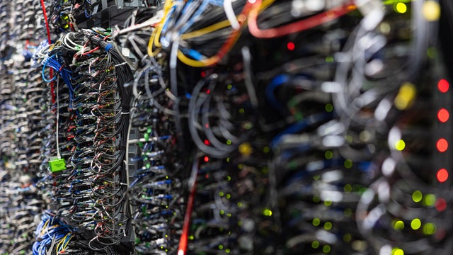 FRANCE-DIGITAL-CLOUD 